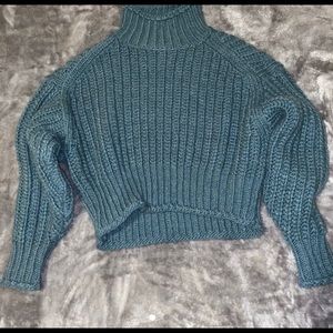 H&M Women’s Blue Chunky Knit Cropped Sweater